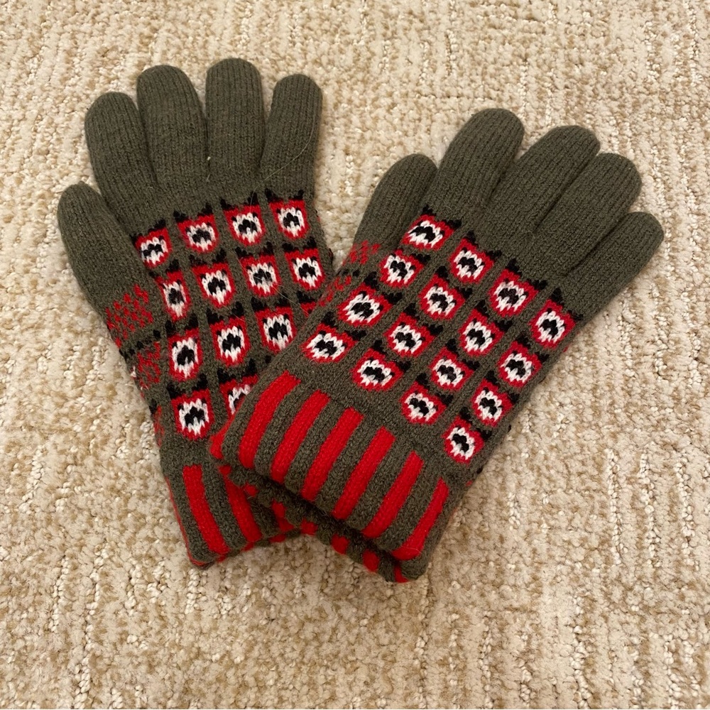 Urban Outfitters Red and Green Patterned Knit Gloves with faux fur lining